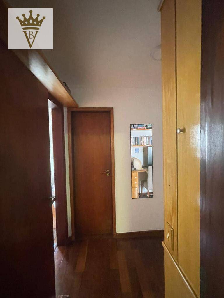 Apartamento à venda com 3 quartos, 138m² - Foto 10