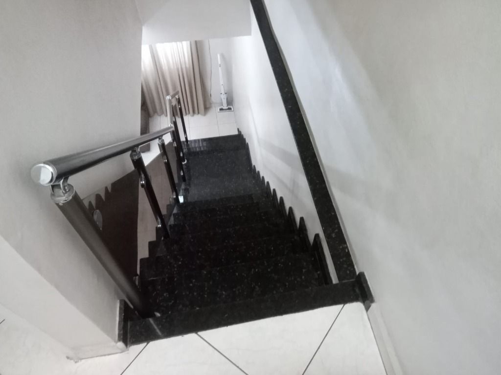 Sobrado à venda com 3 quartos, 92m² - Foto 13