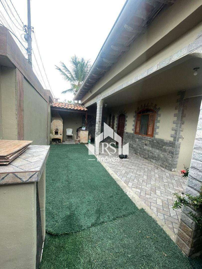 Casa à venda com 2 quartos, 100m² - Foto 2