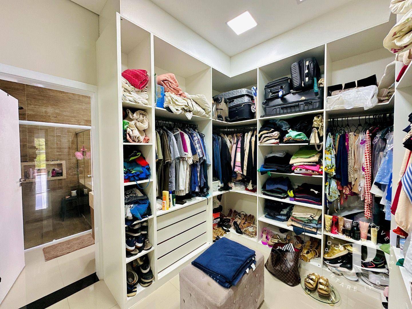 Casa de Condomínio à venda com 3 quartos, 323m² - Foto 24