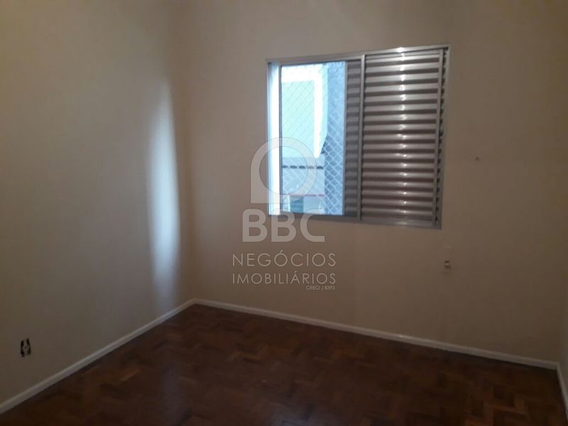 Apartamento para alugar com 2 quartos, 70m² - Foto 4