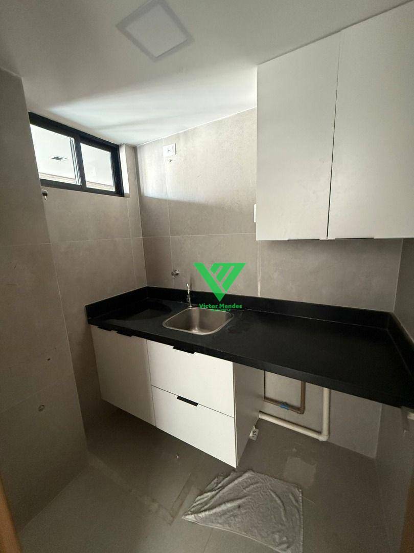 Apartamento à venda e aluguel com 3 quartos, 77m² - Foto 5