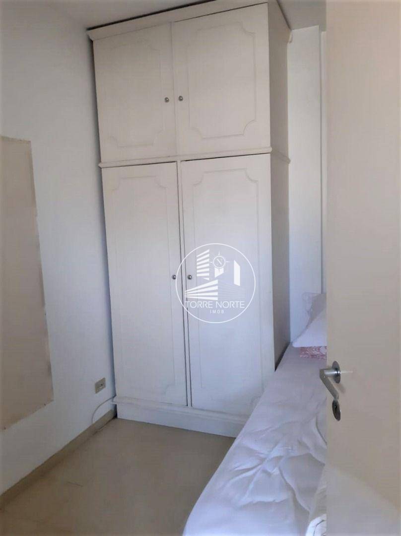 Apartamento para alugar com 4 quartos, 260m² - Foto 10