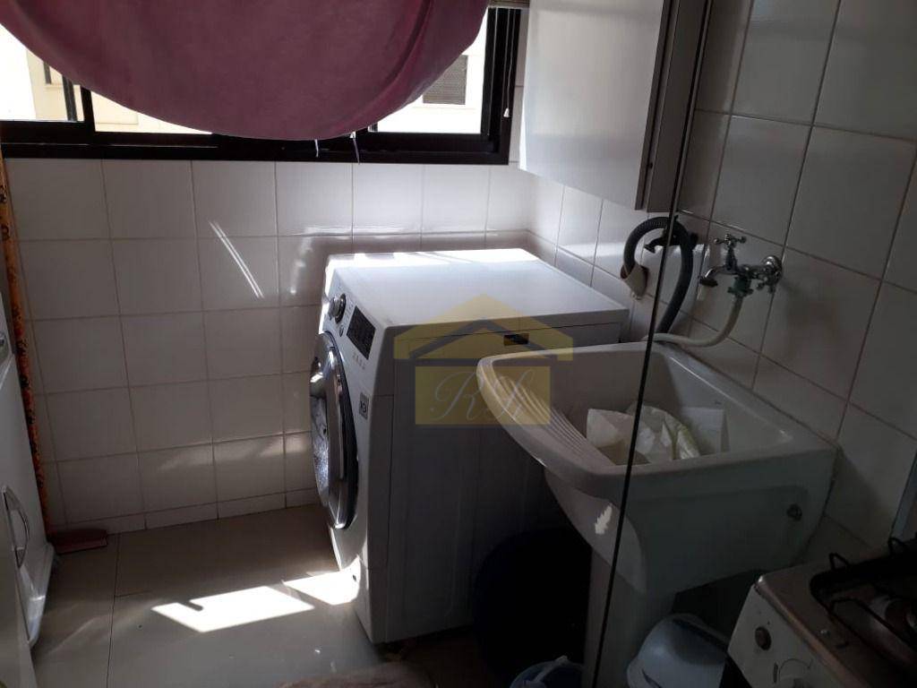 Apartamento à venda com 2 quartos, 55m² - Foto 33