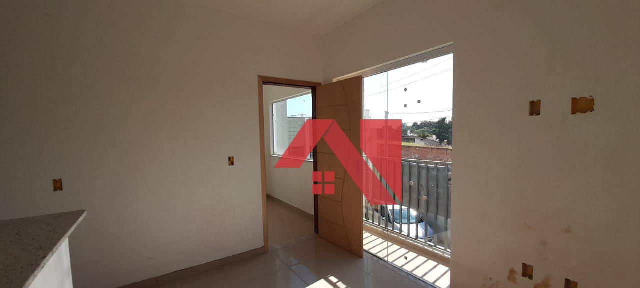 Apartamento à venda com 2 quartos, 50m² - Foto 4