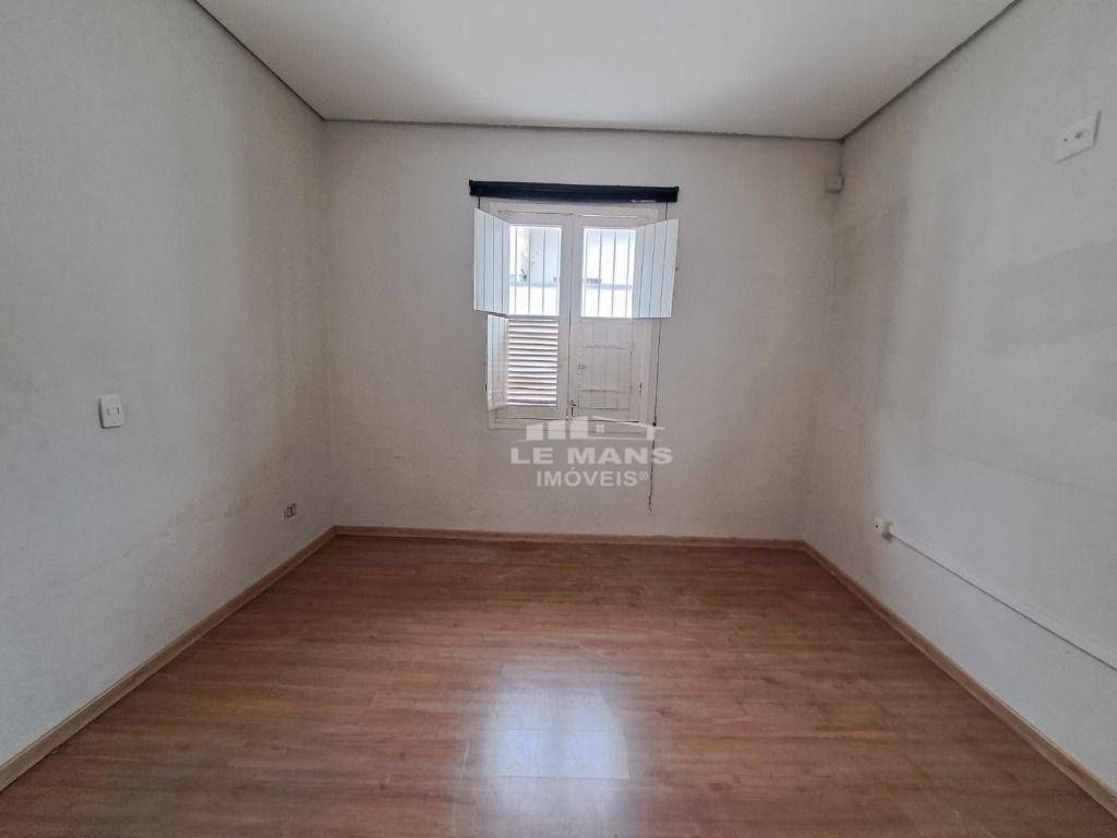 Casa para alugar com 1 quarto, 245m² - Foto 7