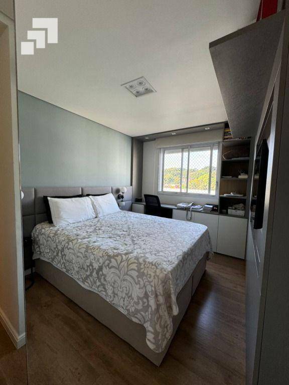 Apartamento à venda com 2 quartos, 65m² - Foto 17