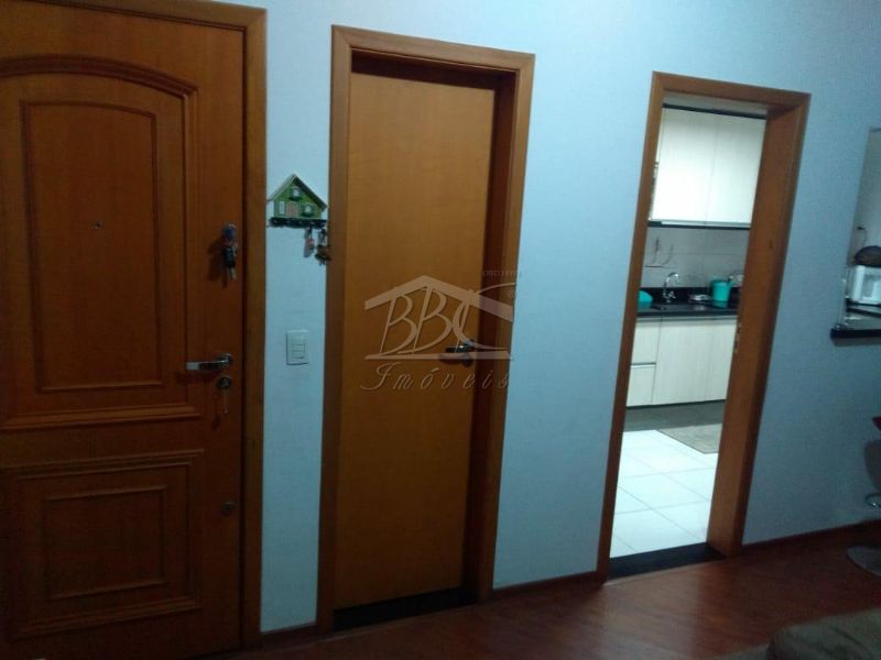 Apartamento à venda com 2 quartos, 80m² - Foto 13