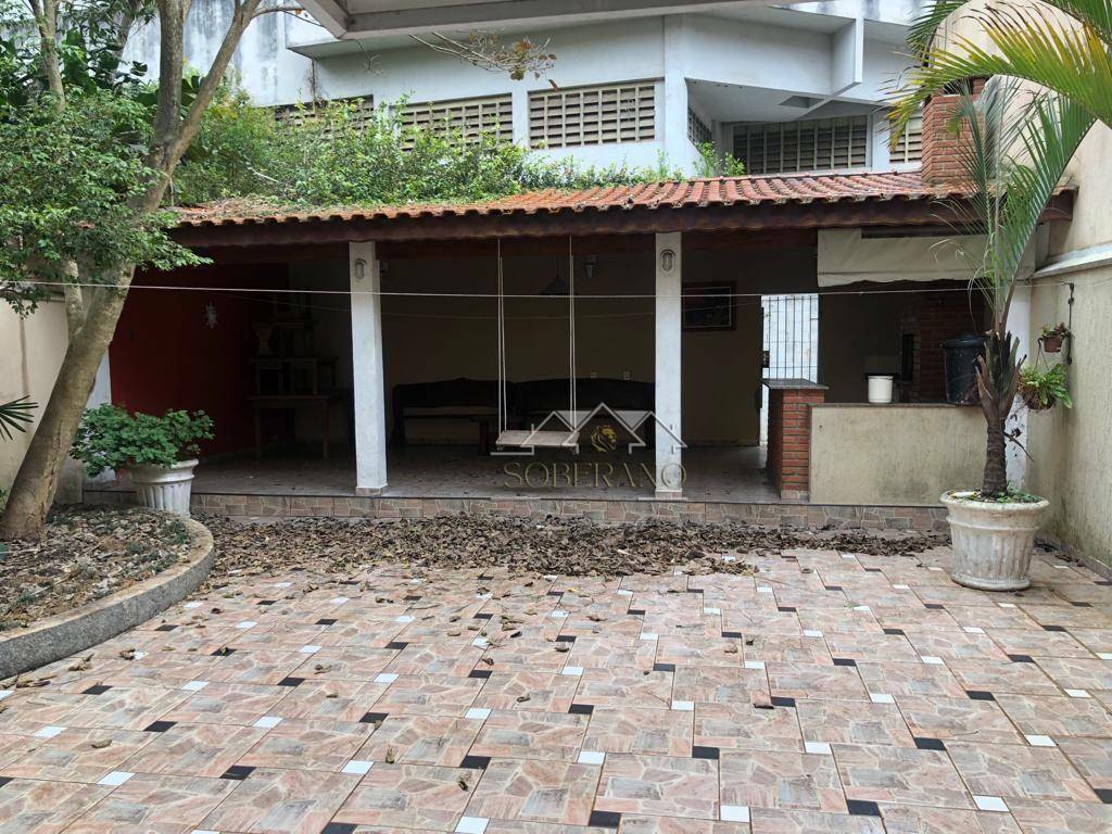 Sobrado à venda e aluguel com 3 quartos, 450m² - Foto 3