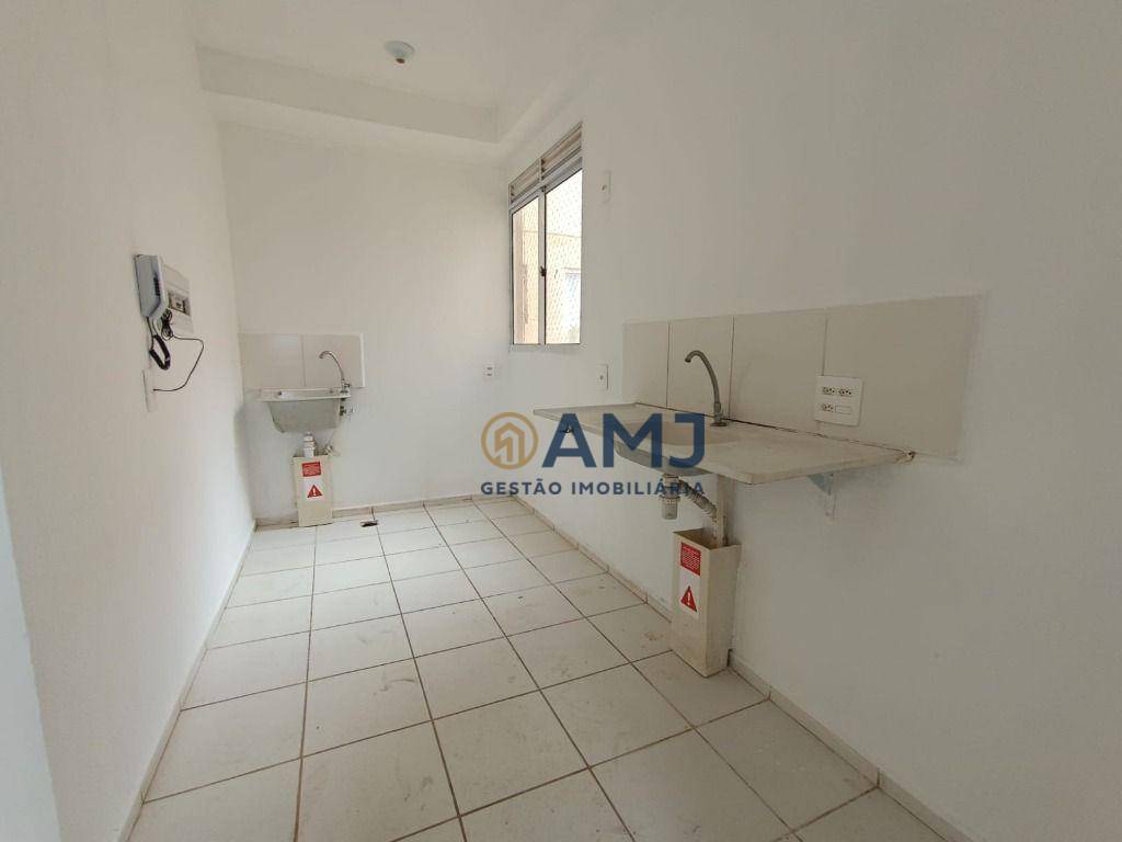 Apartamento à venda com 2 quartos, 42m² - Foto 4