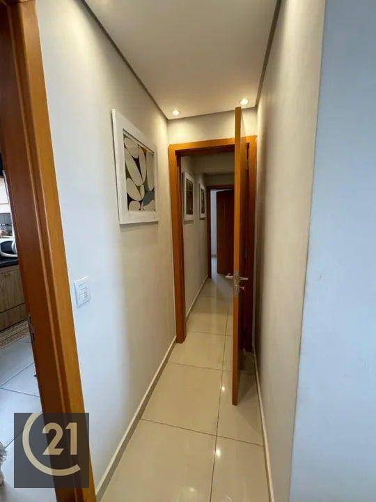 Apartamento à venda com 3 quartos, 135m² - Foto 13