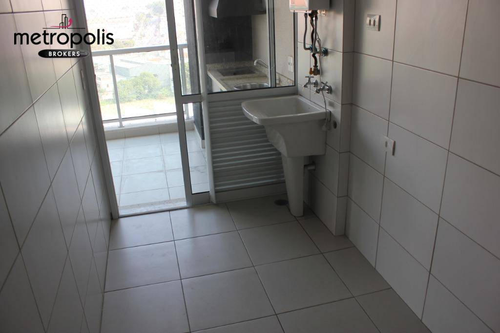 Apartamento para alugar com 2 quartos, 75m² - Foto 6
