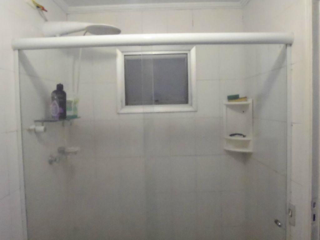 Apartamento à venda com 2 quartos, 66m² - Foto 2