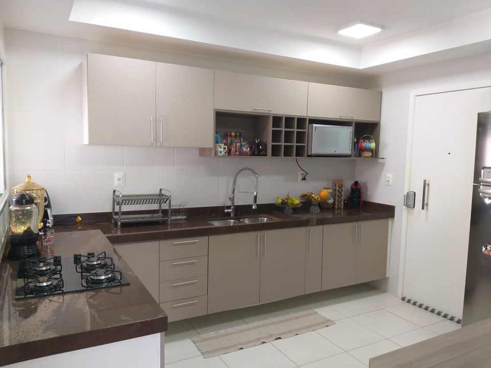 Apartamento à venda com 3 quartos, 140m² - Foto 5