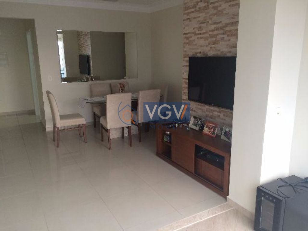 Apartamento à venda com 3 quartos, 65m² - Foto 2