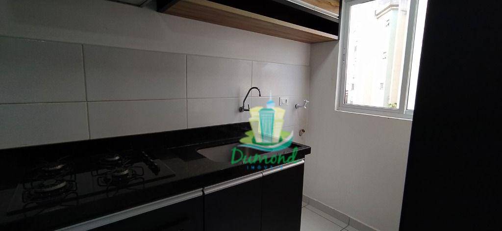 Apartamento para alugar com 2 quartos, 56m² - Foto 12