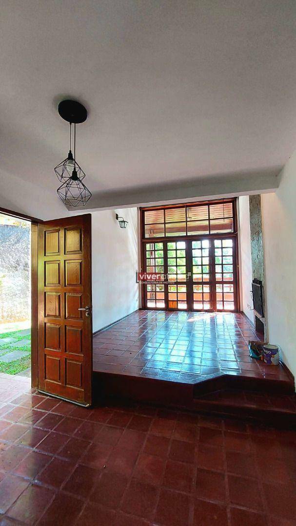 Casa à venda com 4 quartos, 150m² - Foto 15