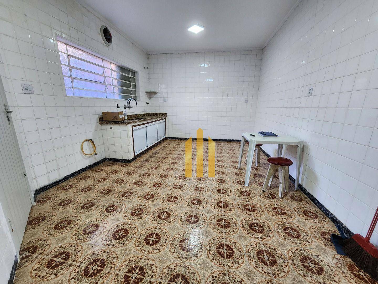 Sobrado para alugar com 3 quartos, 160m² - Foto 3