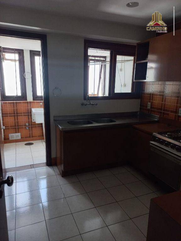 Apartamento à venda com 3 quartos, 138m² - Foto 32