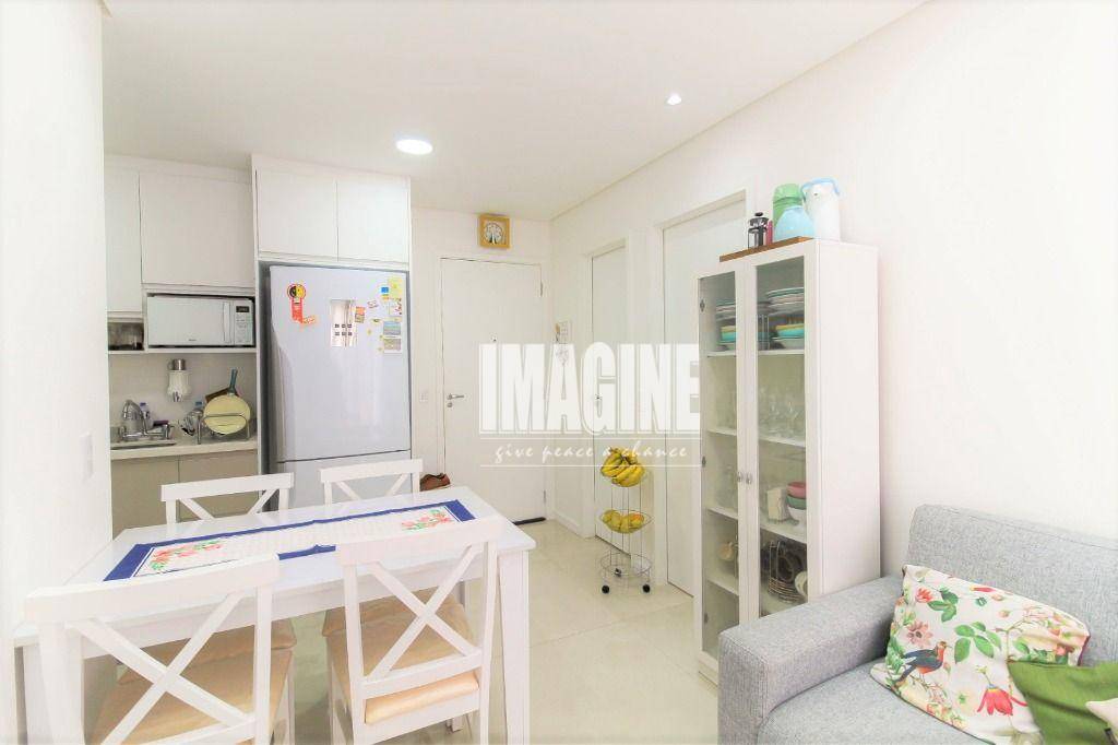 Apartamento à venda com 2 quartos, 38m² - Foto 5