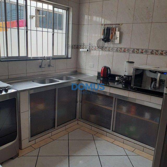 Sobrado à venda com 5 quartos, 230m² - Foto 3