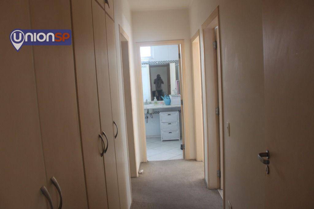 Apartamento à venda com 3 quartos, 198m² - Foto 11