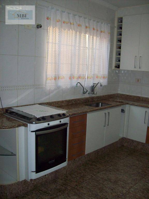 Sobrado à venda com 2 quartos, 200m² - Foto 5