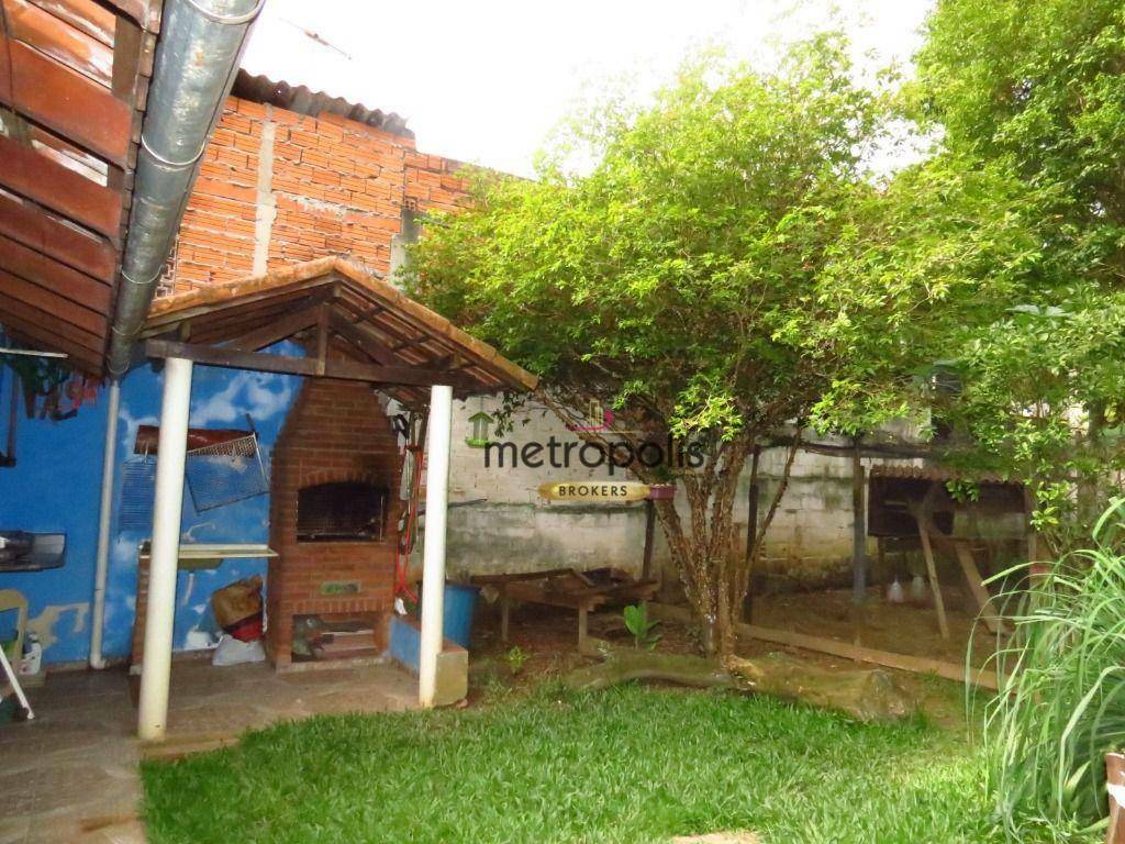 Sobrado à venda com 3 quartos, 198m² - Foto 1