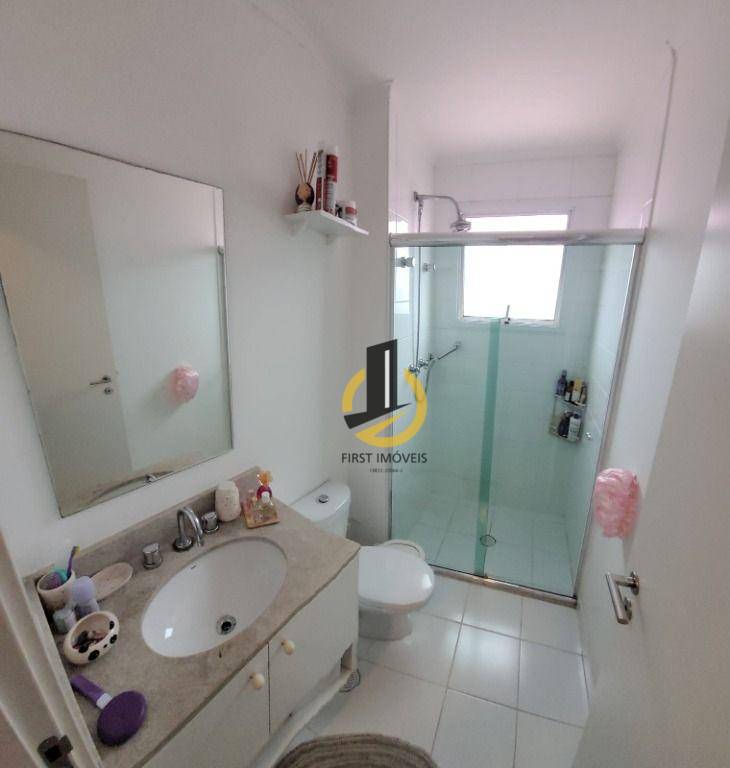 Apartamento à venda com 3 quartos, 147m² - Foto 15