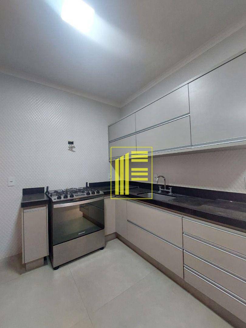 Casa de Condomínio para alugar com 3 quartos, 210m² - Foto 14