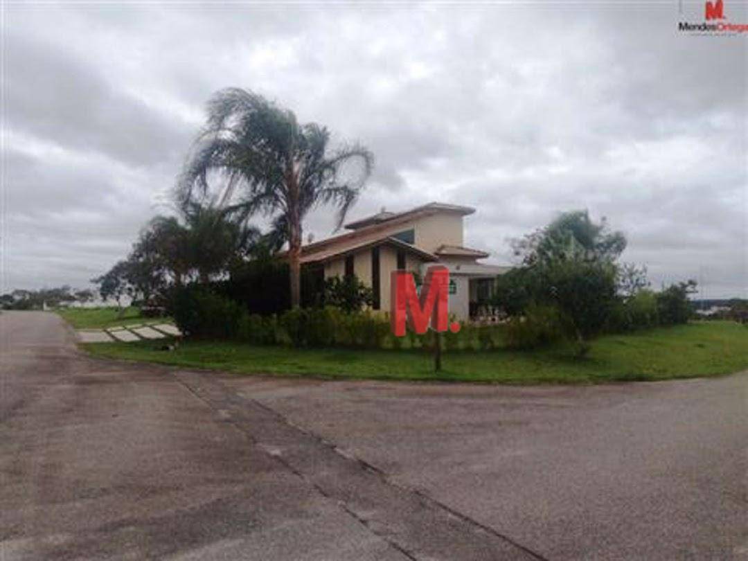 Casa de Condomínio à venda com 3 quartos, 300m² - Foto 16