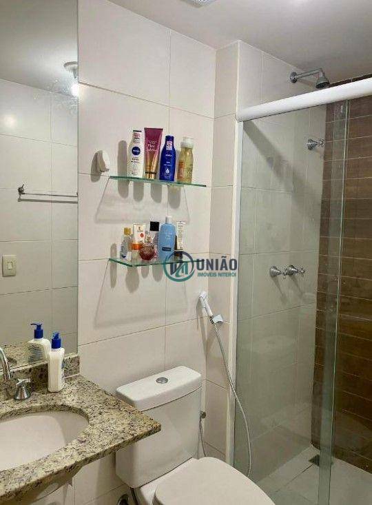 Apartamento à venda com 2 quartos, 65m² - Foto 8