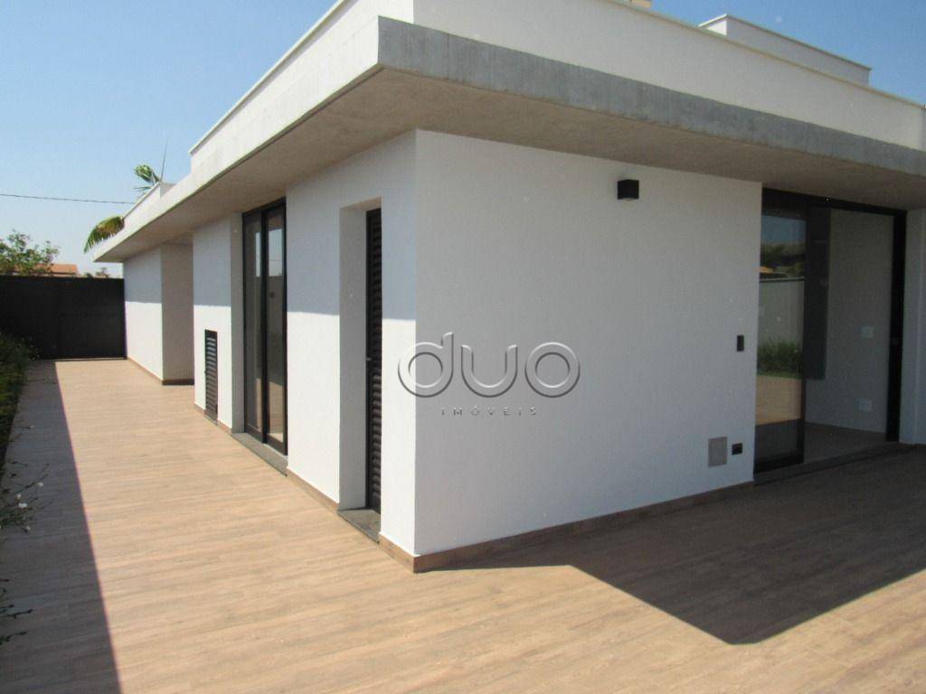 Casa de Condomínio para alugar com 3 quartos, 230m² - Foto 13