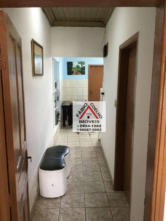 Casa à venda com 3 quartos, 200m² - Foto 2