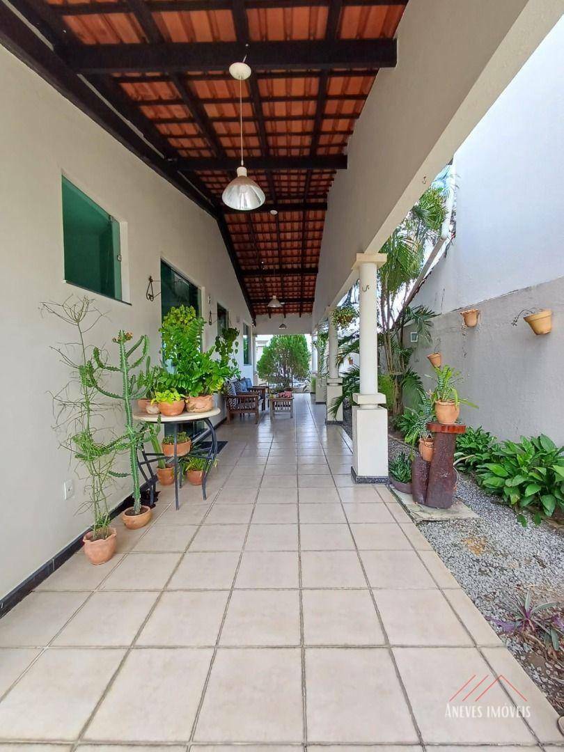 Casa de Condomínio à venda com 3 quartos, 316m² - Foto 4