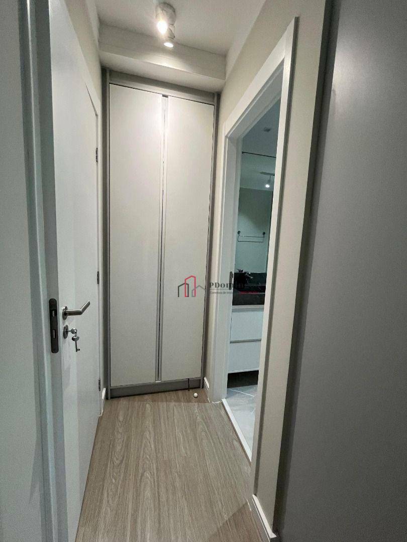 Apartamento para alugar com 3 quartos, 139m² - Foto 16