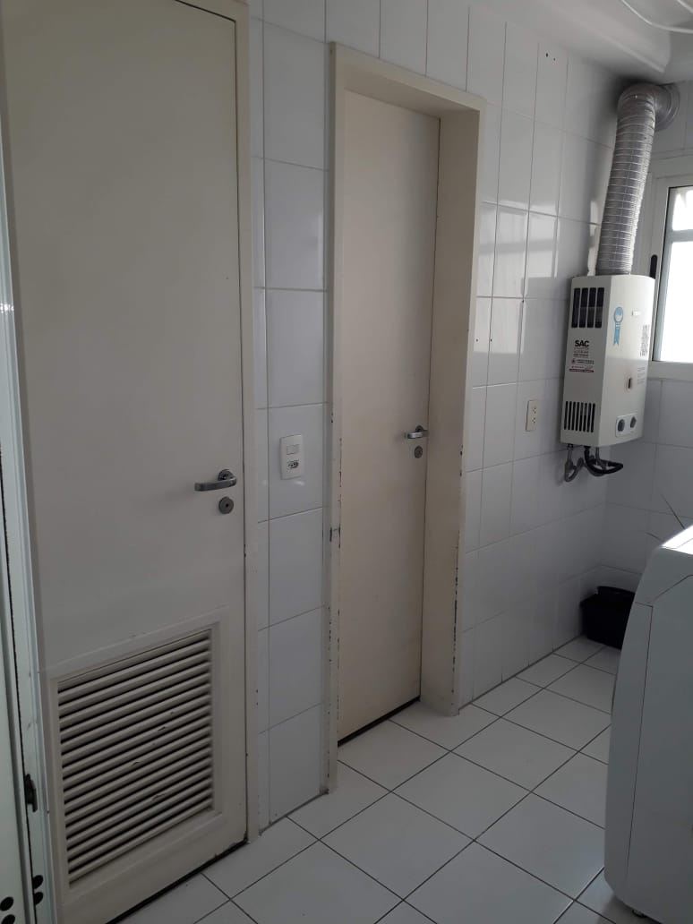 Apartamento à venda com 3 quartos, 130m² - Foto 17