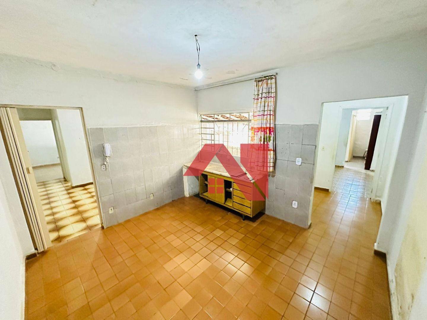 Casa à venda com 2 quartos, 80m² - Foto 9