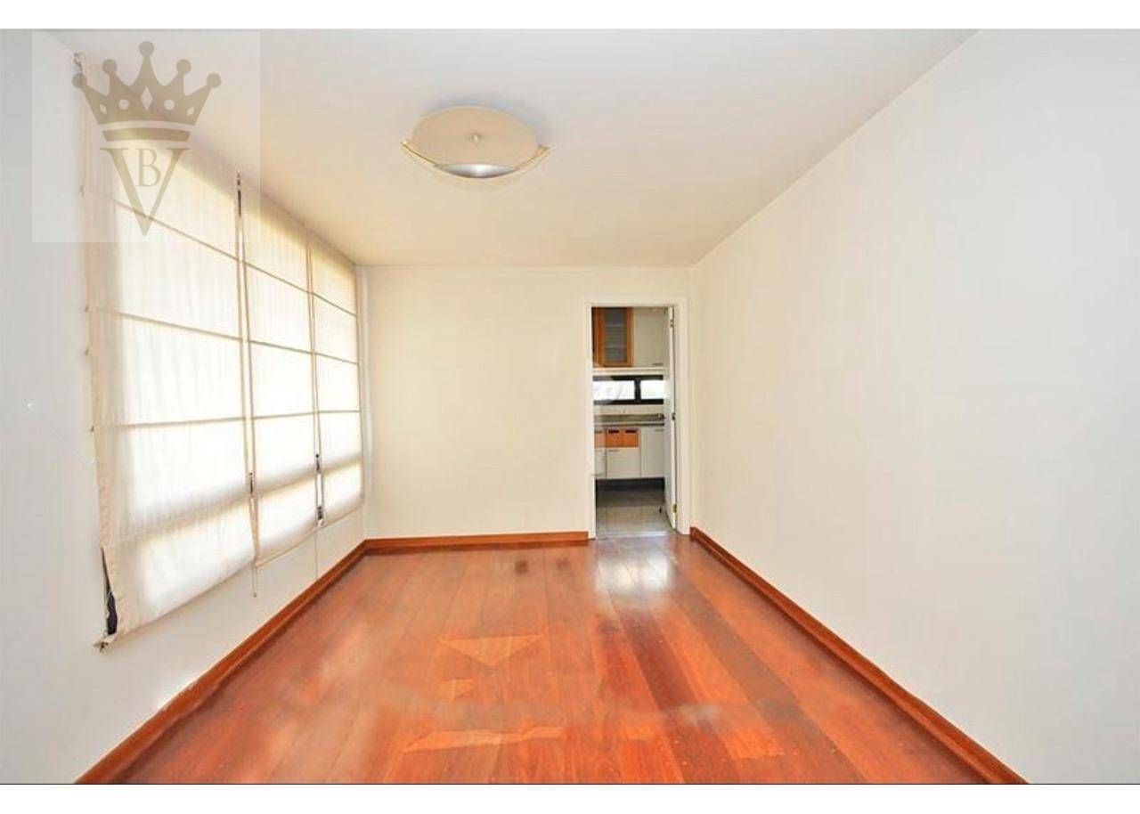 Apartamento à venda com 3 quartos, 190m² - Foto 5