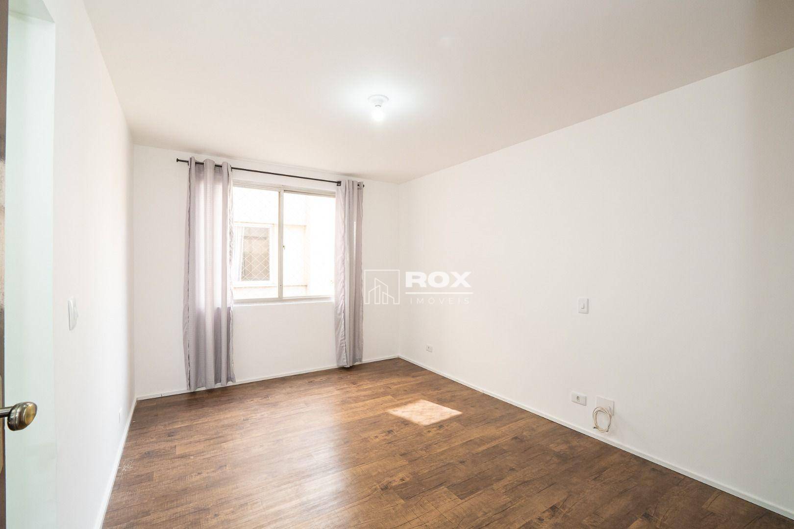 Apartamento para alugar com 3 quartos, 102m² - Foto 29