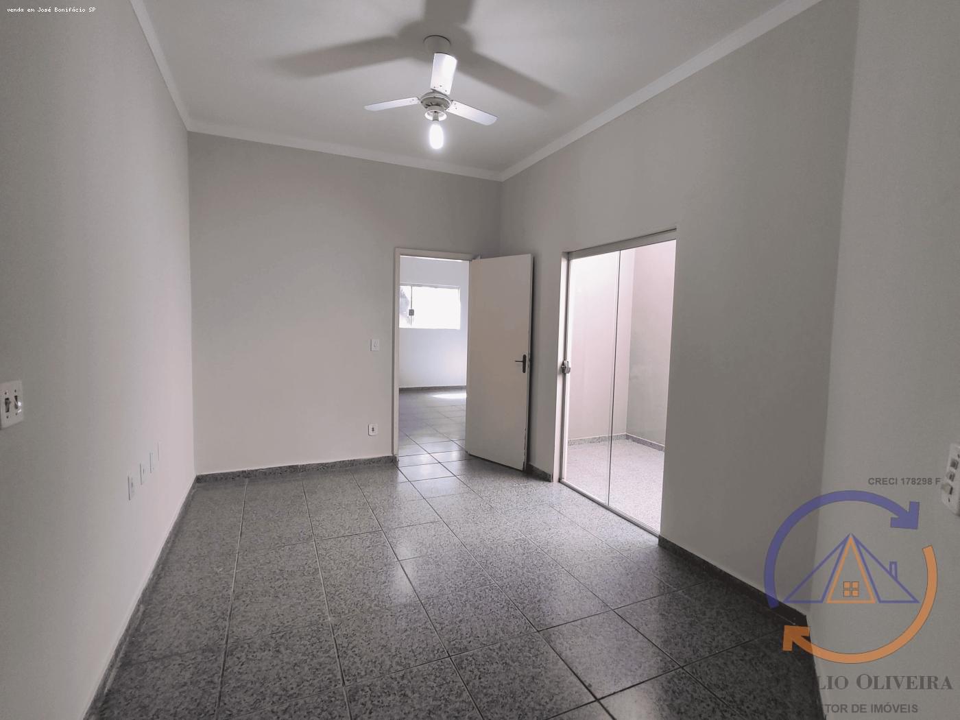 Casa à venda com 3 quartos, 300m² - Foto 6