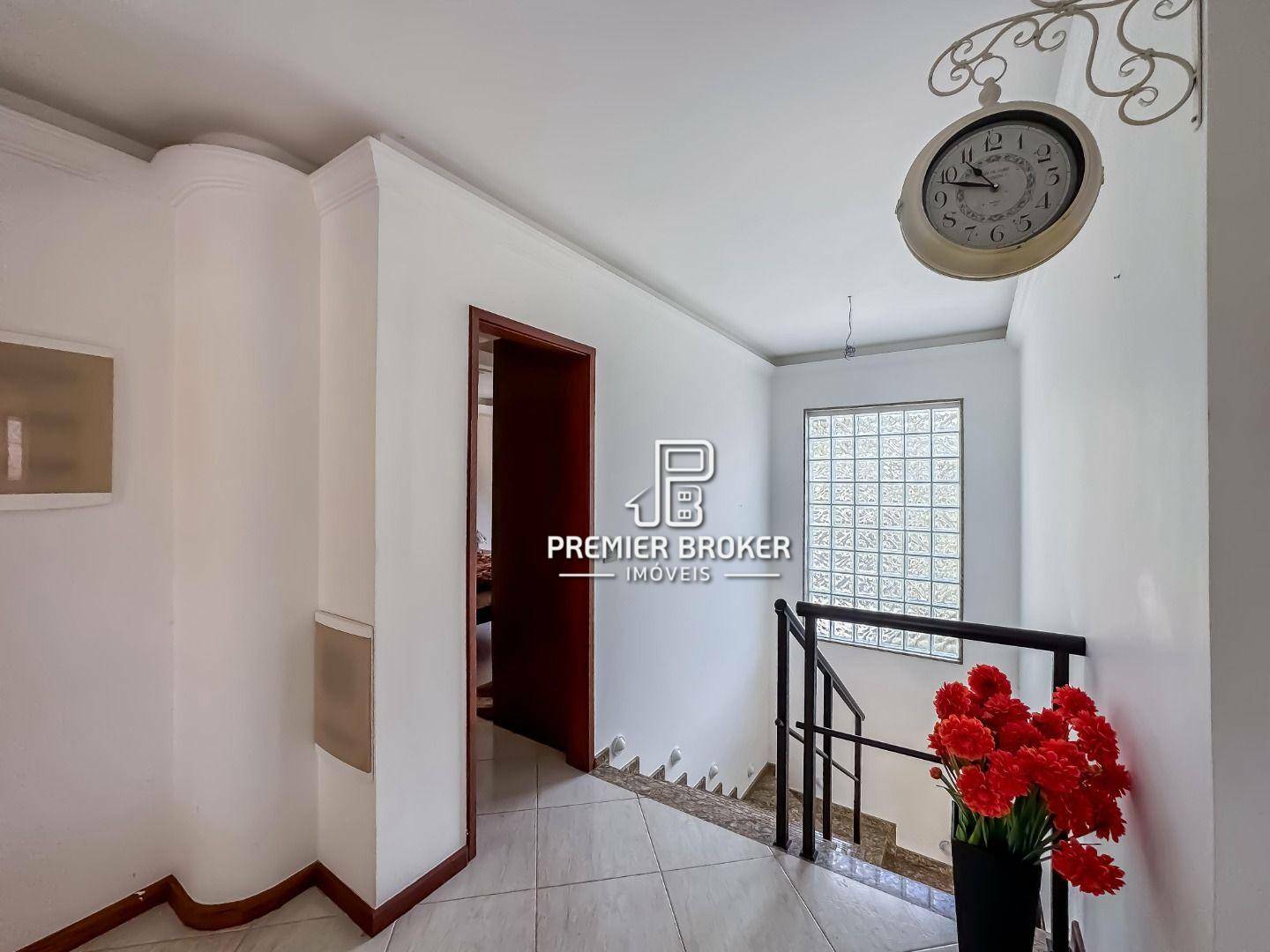 Casa de Condomínio à venda com 5 quartos, 213m² - Foto 18