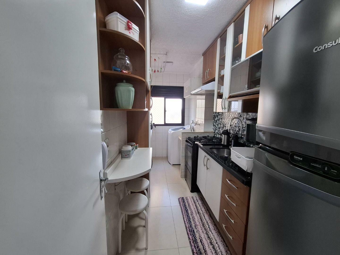 Apartamento à venda com 2 quartos, 50m² - Foto 3