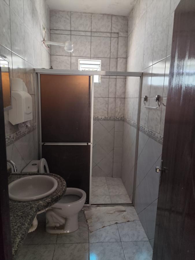 Casa para alugar com 3 quartos, 200m² - Foto 15