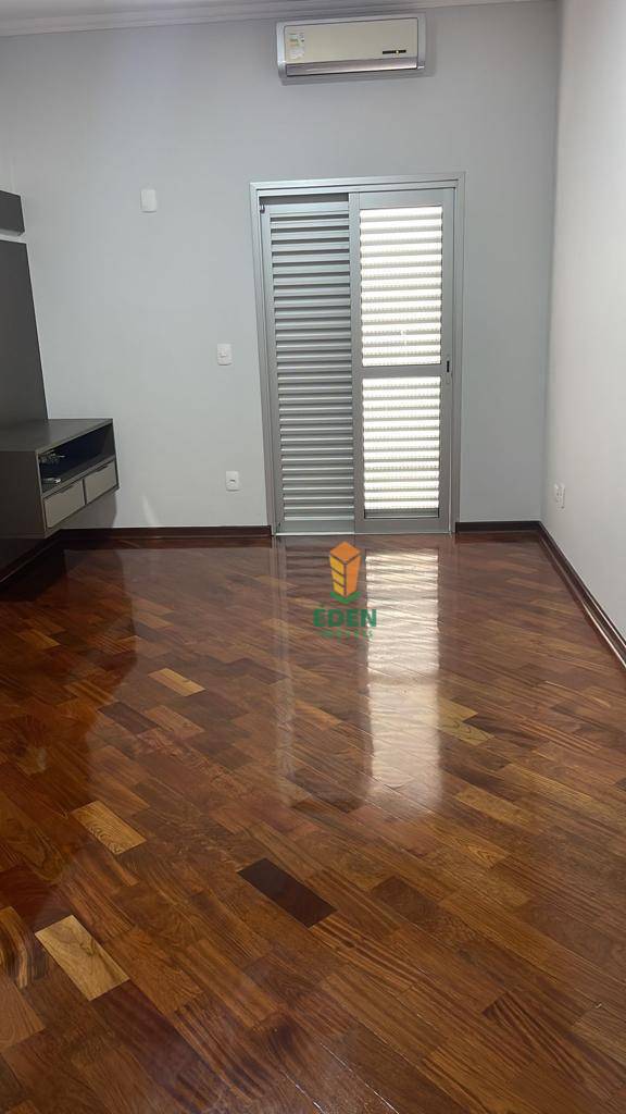 Casa de Condomínio à venda e aluguel com 4 quartos, 310m² - Foto 15