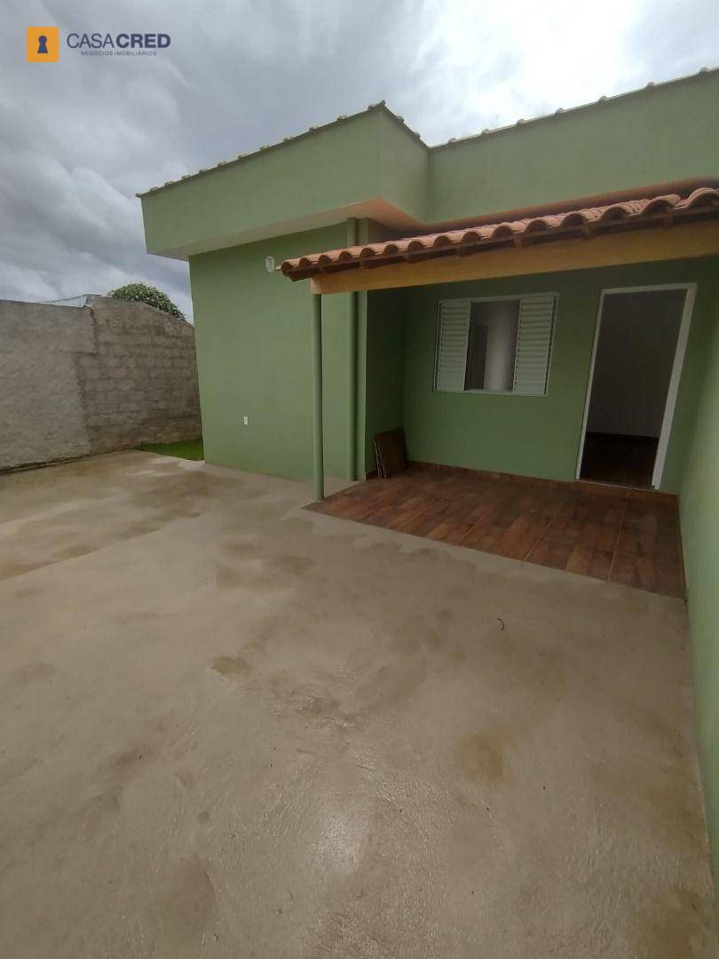 Casa à venda com 3 quartos, 90m² - Foto 5