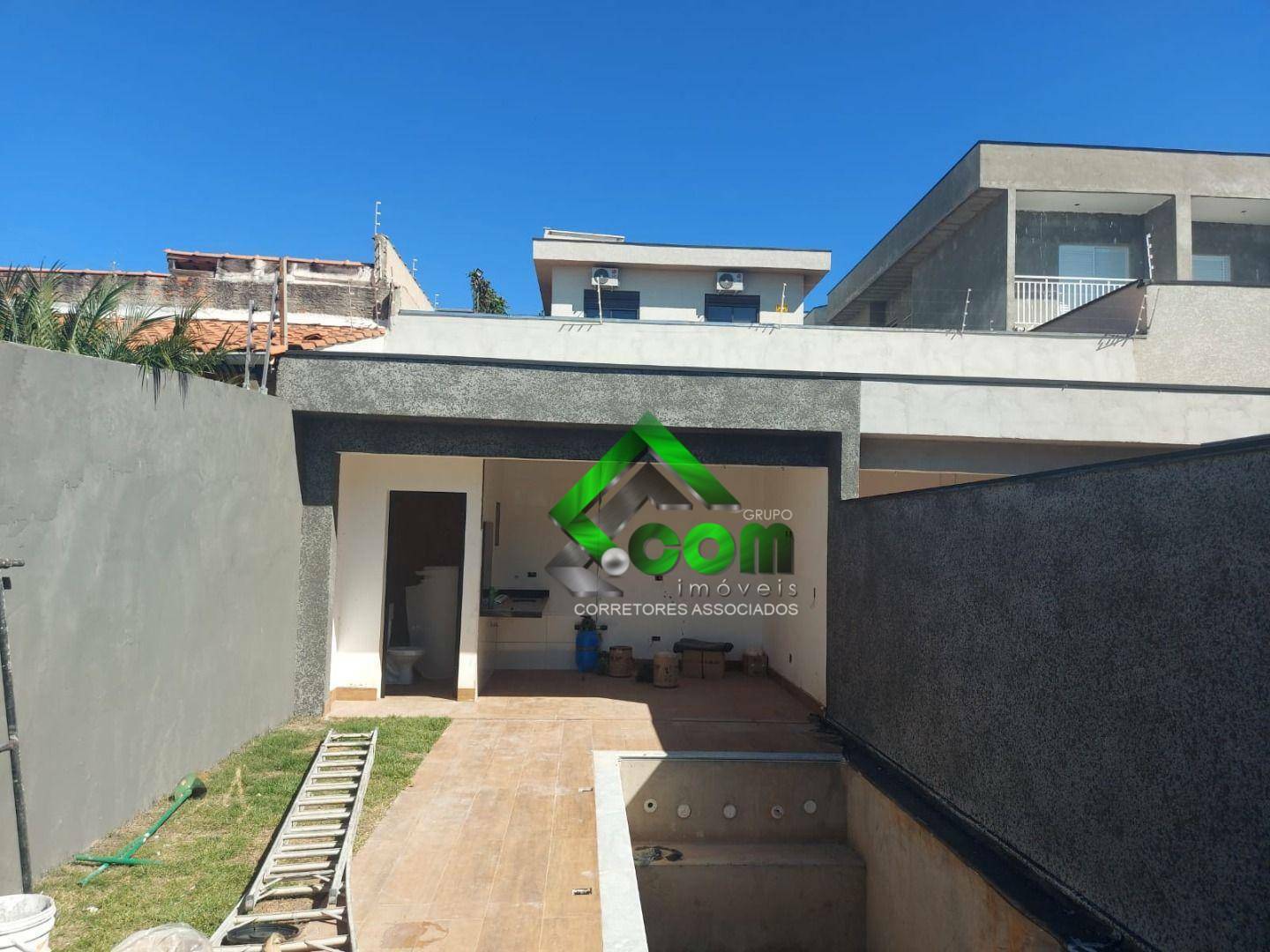 Casa à venda com 3 quartos, 140m² - Foto 5