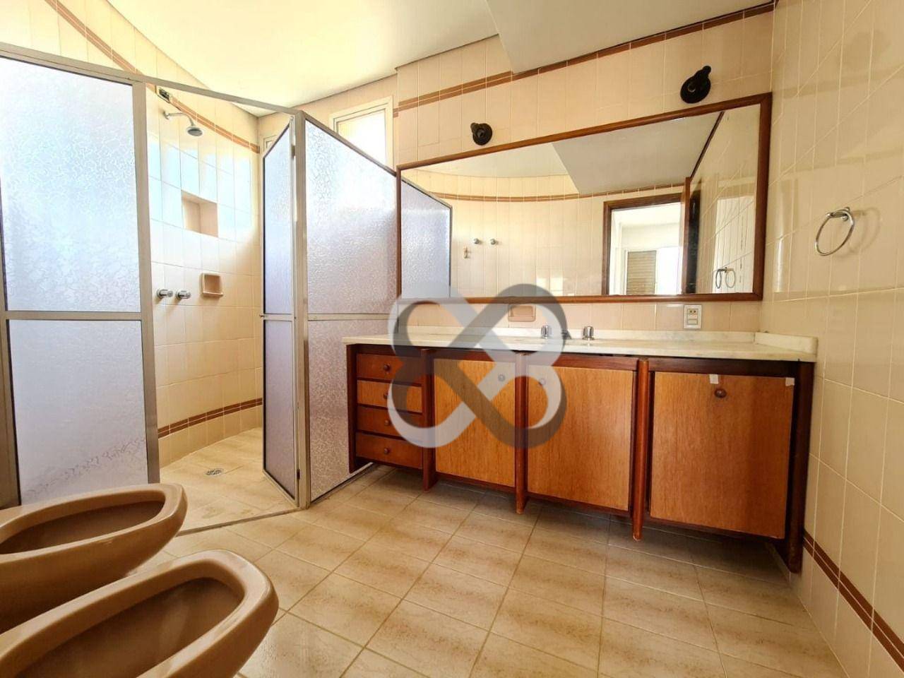 Apartamento para alugar com 4 quartos, 300m² - Foto 15