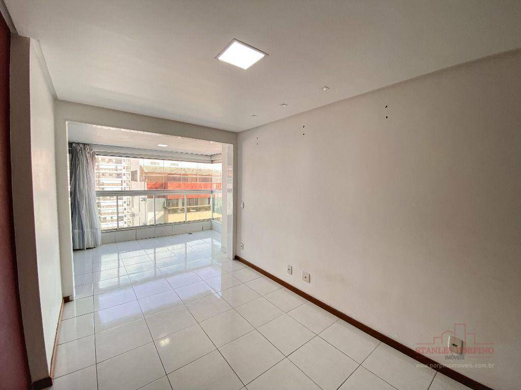 Apartamento à venda com 2 quartos, 84m² - Foto 1