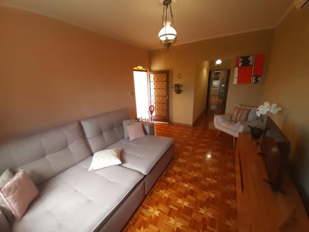 Casa à venda com 3 quartos, 158m² - Foto 4